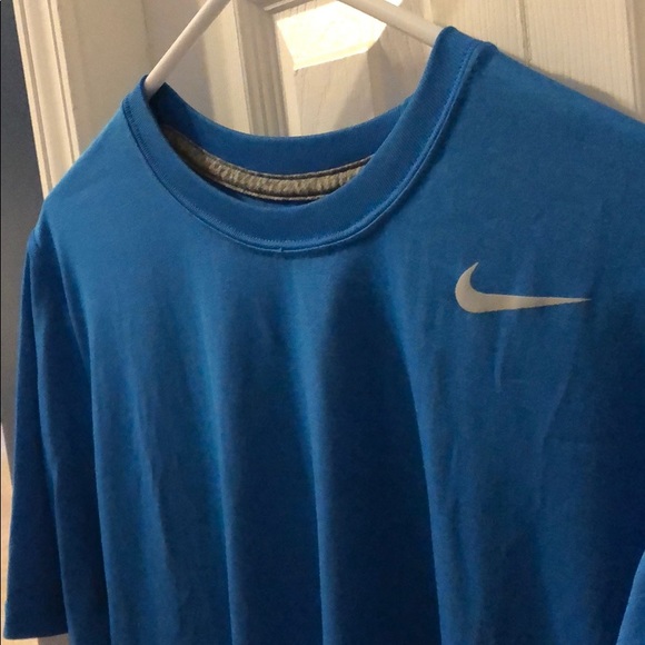 Nike dri fit t shirt - Picture 2 of 3